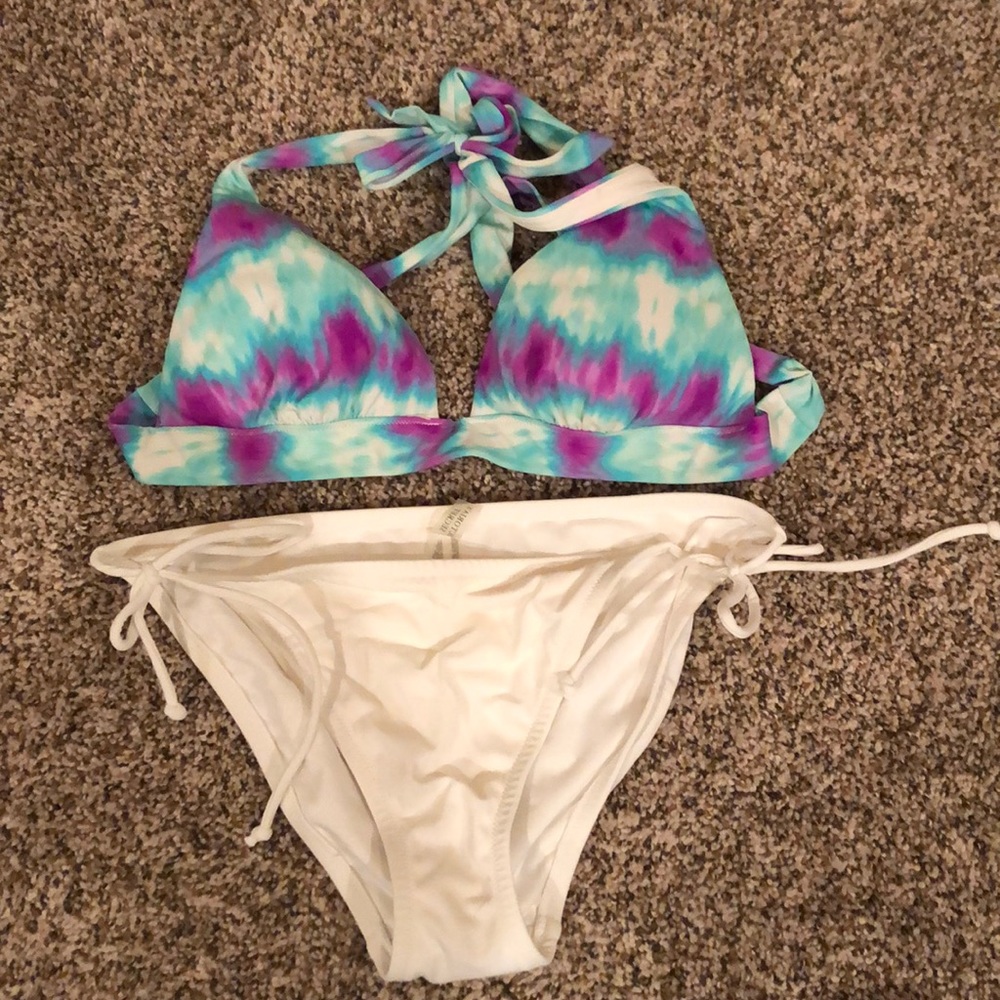 Victoria’s Secret Bikini